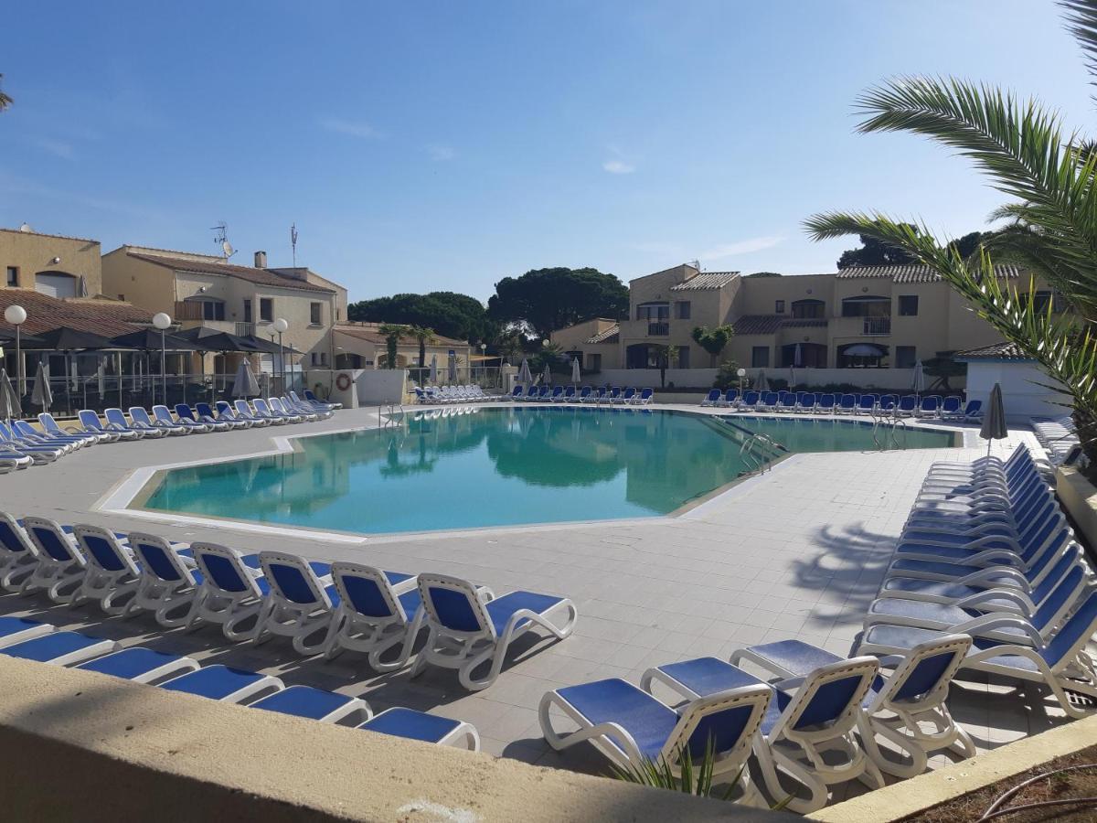 Studio Climatise Cosy Avec Grande Piscine Chauffee Agde Exterior photo